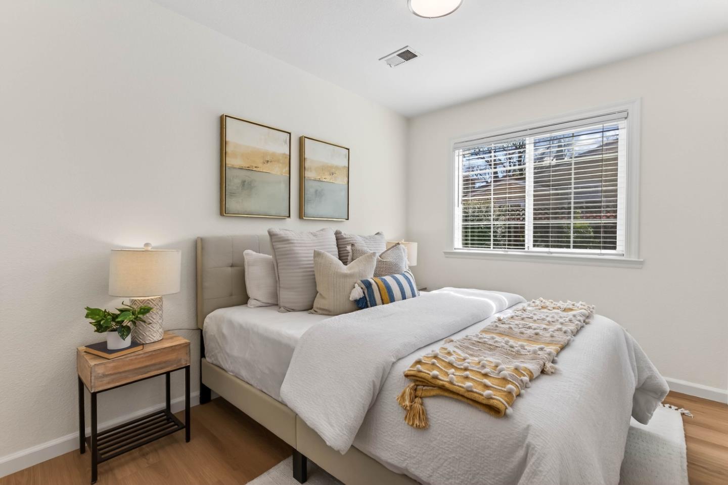 Detail Gallery Image 20 of 29 For 18870 Barnhart Ave, Cupertino,  CA 95014 - 4 Beds | 3 Baths