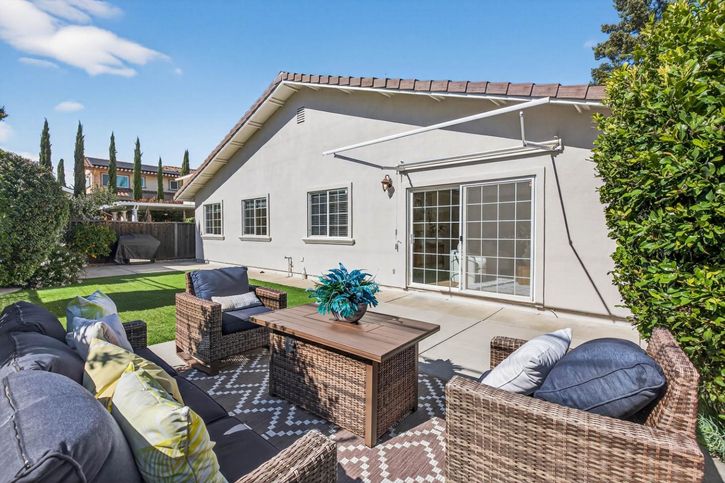 Detail Gallery Image 27 of 29 For 18870 Barnhart Ave, Cupertino,  CA 95014 - 4 Beds | 3 Baths