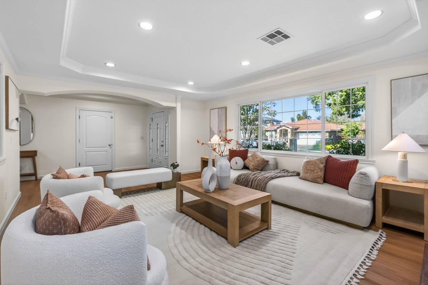 Detail Gallery Image 6 of 29 For 18870 Barnhart Ave, Cupertino,  CA 95014 - 4 Beds | 3 Baths