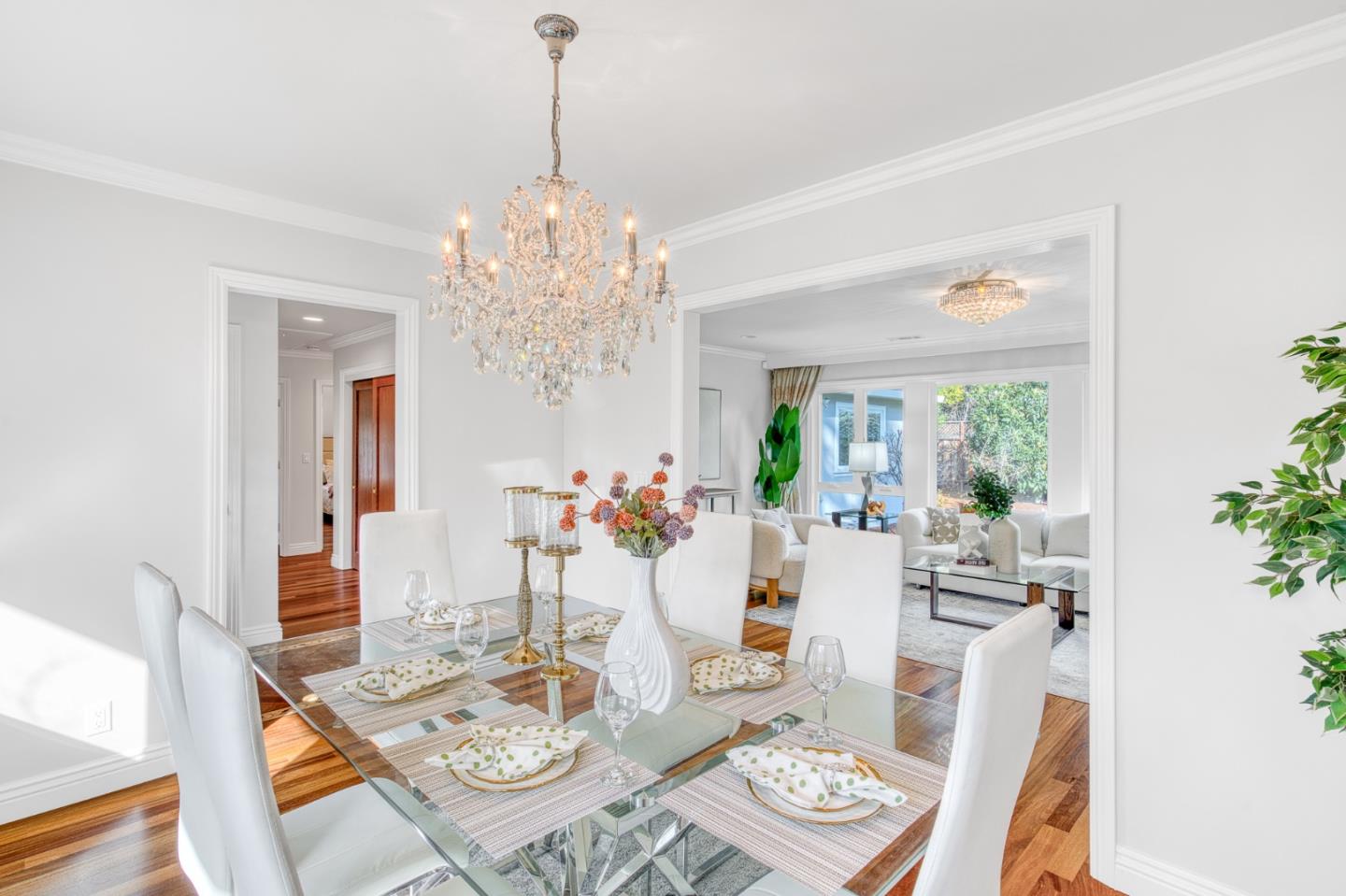 Detail Gallery Image 10 of 52 For 1065 Ray Ave, Los Altos,  CA 94022 - 3 Beds | 2/1 Baths