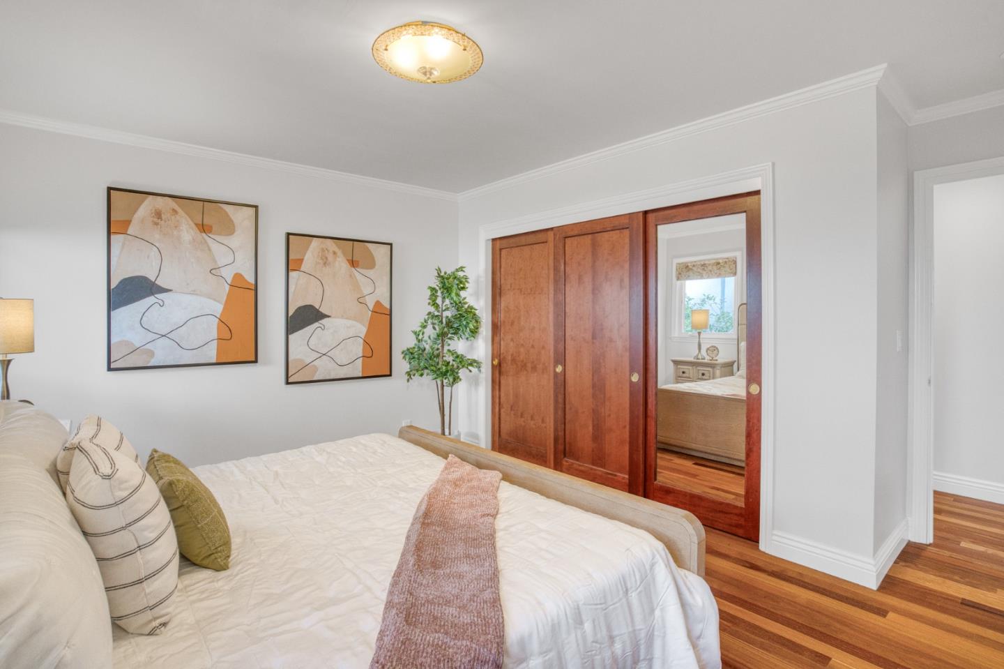 Detail Gallery Image 26 of 52 For 1065 Ray Ave, Los Altos,  CA 94022 - 3 Beds | 2/1 Baths