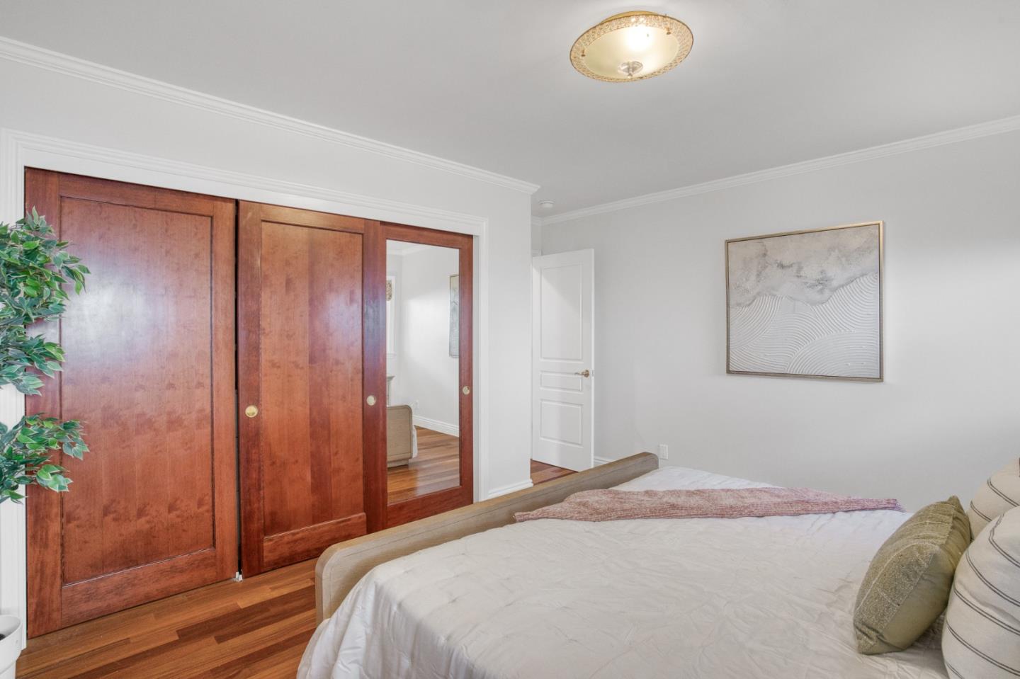 Detail Gallery Image 27 of 52 For 1065 Ray Ave, Los Altos,  CA 94022 - 3 Beds | 2/1 Baths