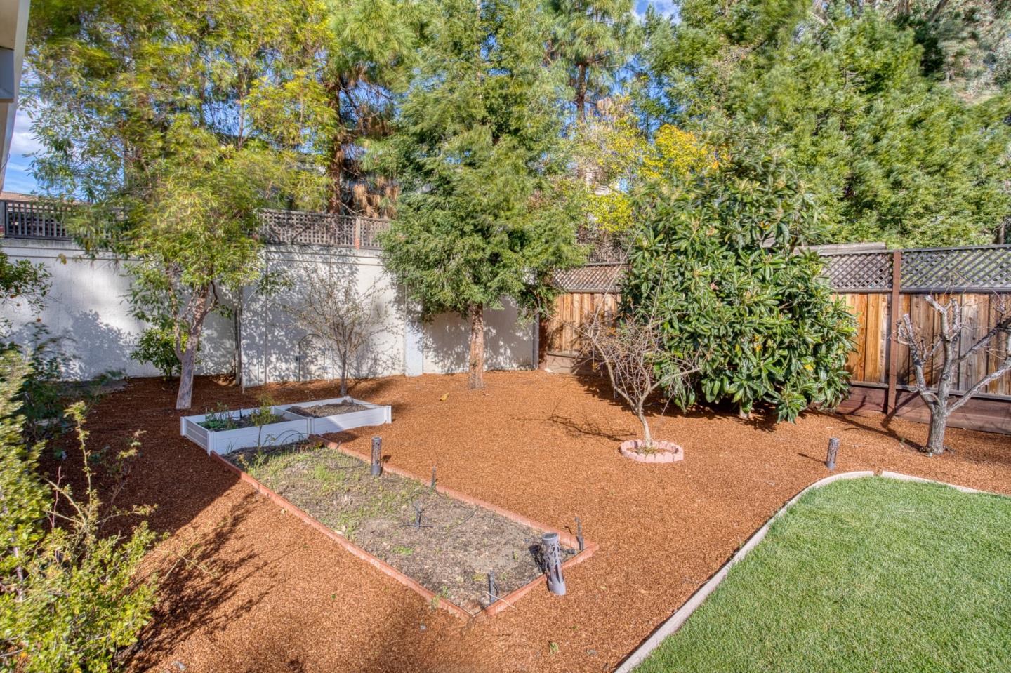 Detail Gallery Image 43 of 52 For 1065 Ray Ave, Los Altos,  CA 94022 - 3 Beds | 2/1 Baths