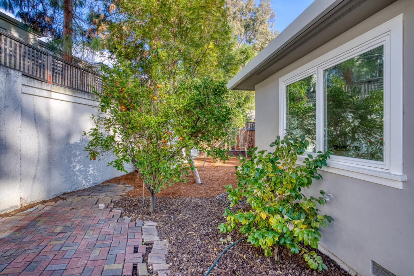 Detail Gallery Image 46 of 52 For 1065 Ray Ave, Los Altos,  CA 94022 - 3 Beds | 2/1 Baths