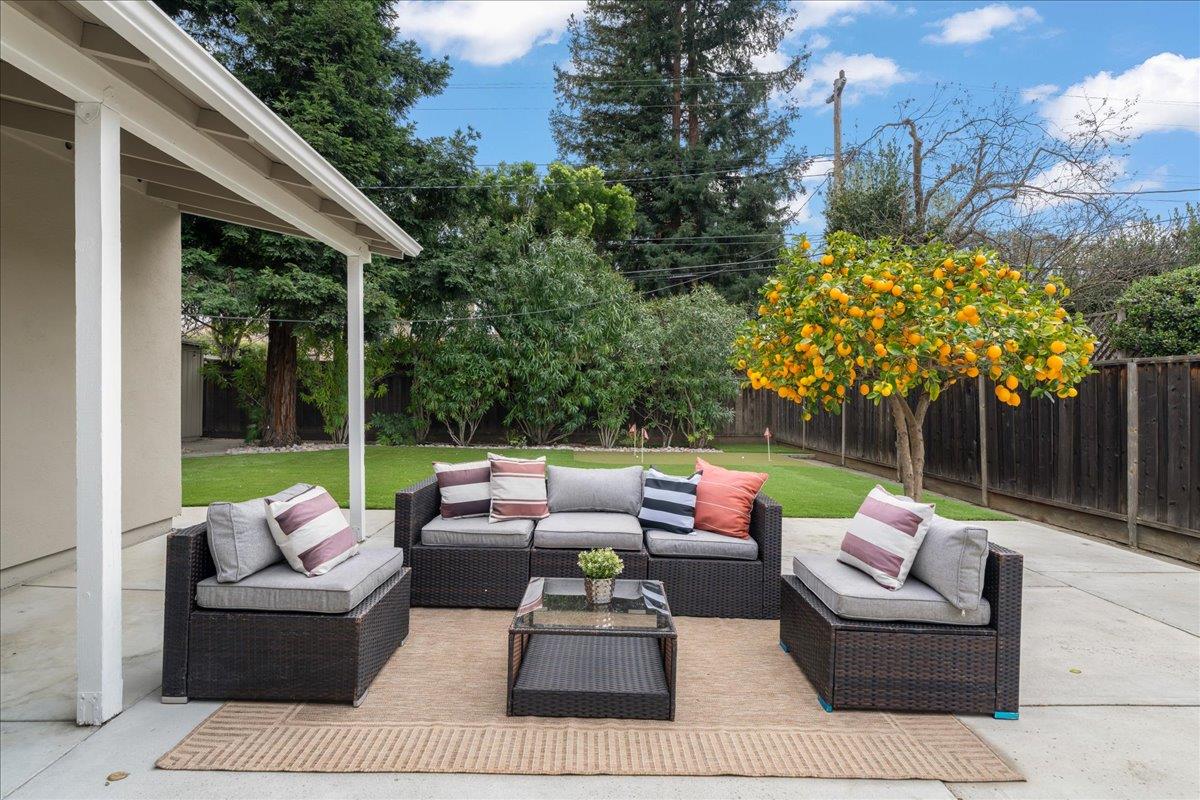 Detail Gallery Image 26 of 36 For 1704 Virginia Ave, Redwood City,  CA 94061 - 3 Beds | 2 Baths