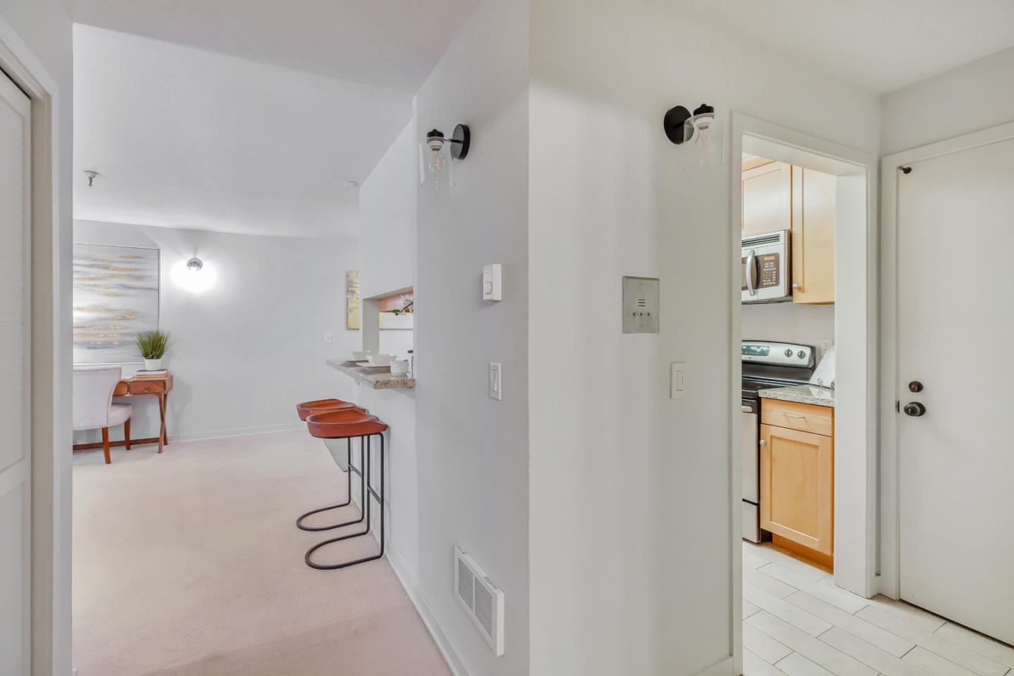 Detail Gallery Image 18 of 51 For 295 Lenox Ave #203,  Oakland,  CA 94610 - 1 Beds | 1 Baths