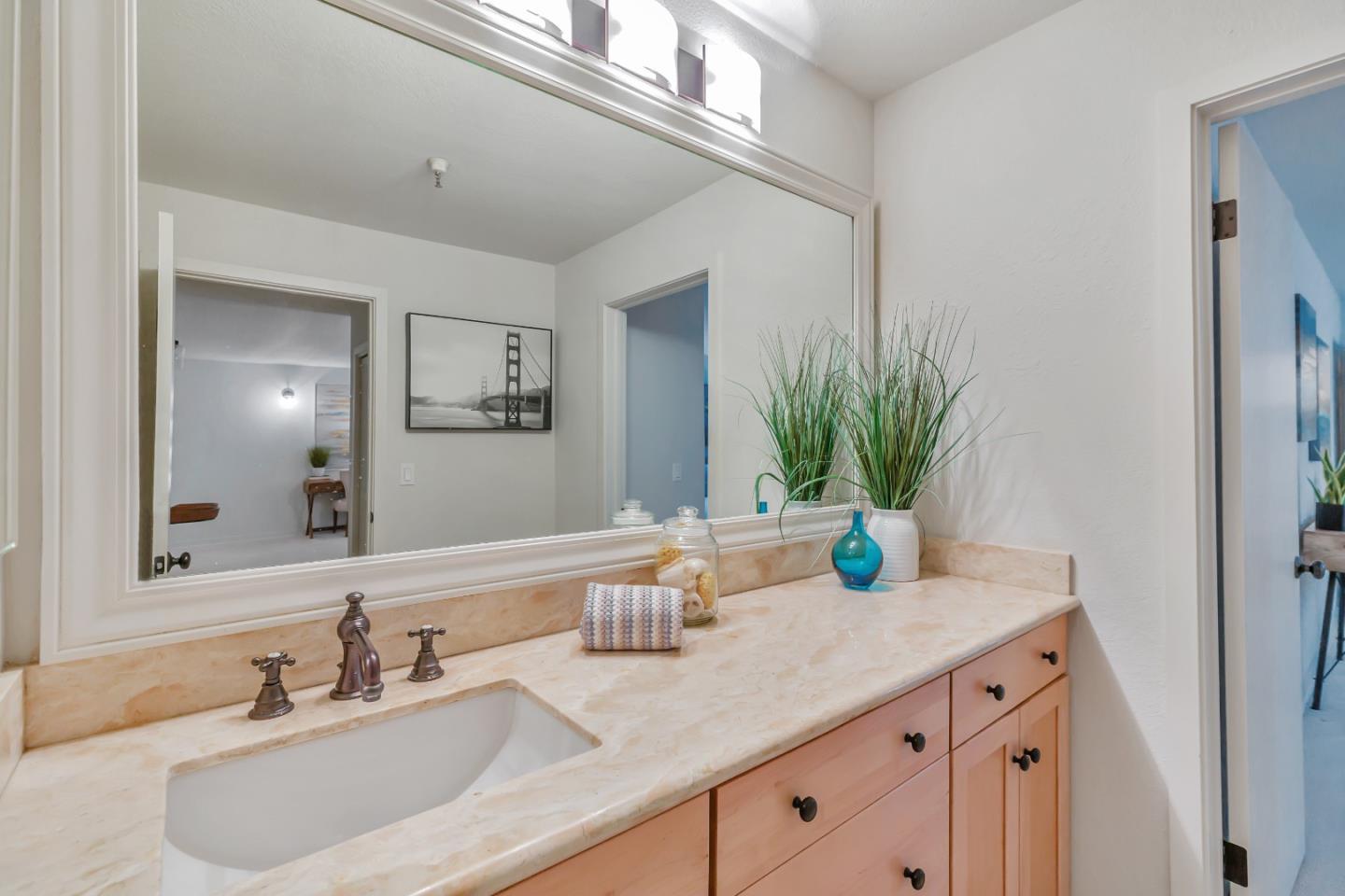 Detail Gallery Image 41 of 51 For 295 Lenox Ave #203,  Oakland,  CA 94610 - 1 Beds | 1 Baths