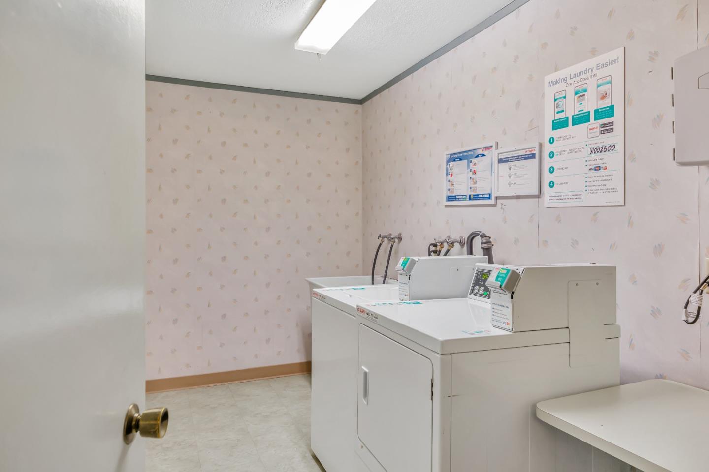 Detail Gallery Image 44 of 51 For 295 Lenox Ave #203,  Oakland,  CA 94610 - 1 Beds | 1 Baths