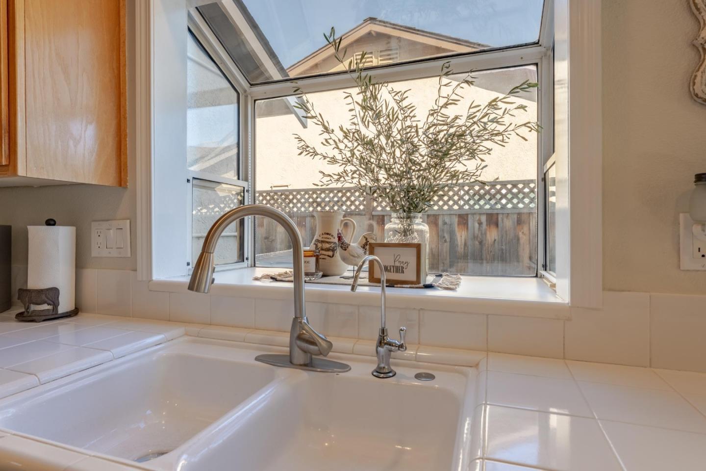 Detail Gallery Image 14 of 42 For 724 Wisteria Dr, Gilroy,  CA 95020 - 4 Beds | 2/1 Baths