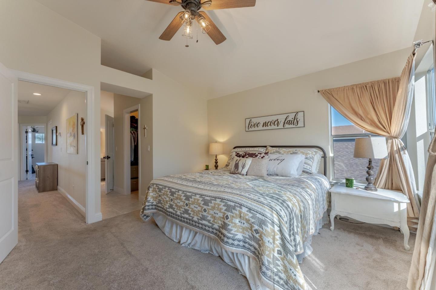 Detail Gallery Image 21 of 42 For 724 Wisteria Dr, Gilroy,  CA 95020 - 4 Beds | 2/1 Baths