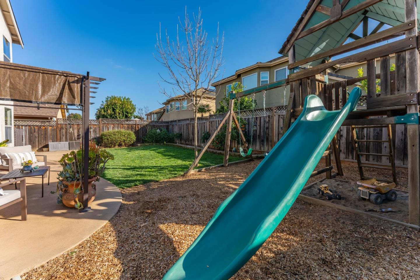Detail Gallery Image 34 of 42 For 724 Wisteria Dr, Gilroy,  CA 95020 - 4 Beds | 2/1 Baths