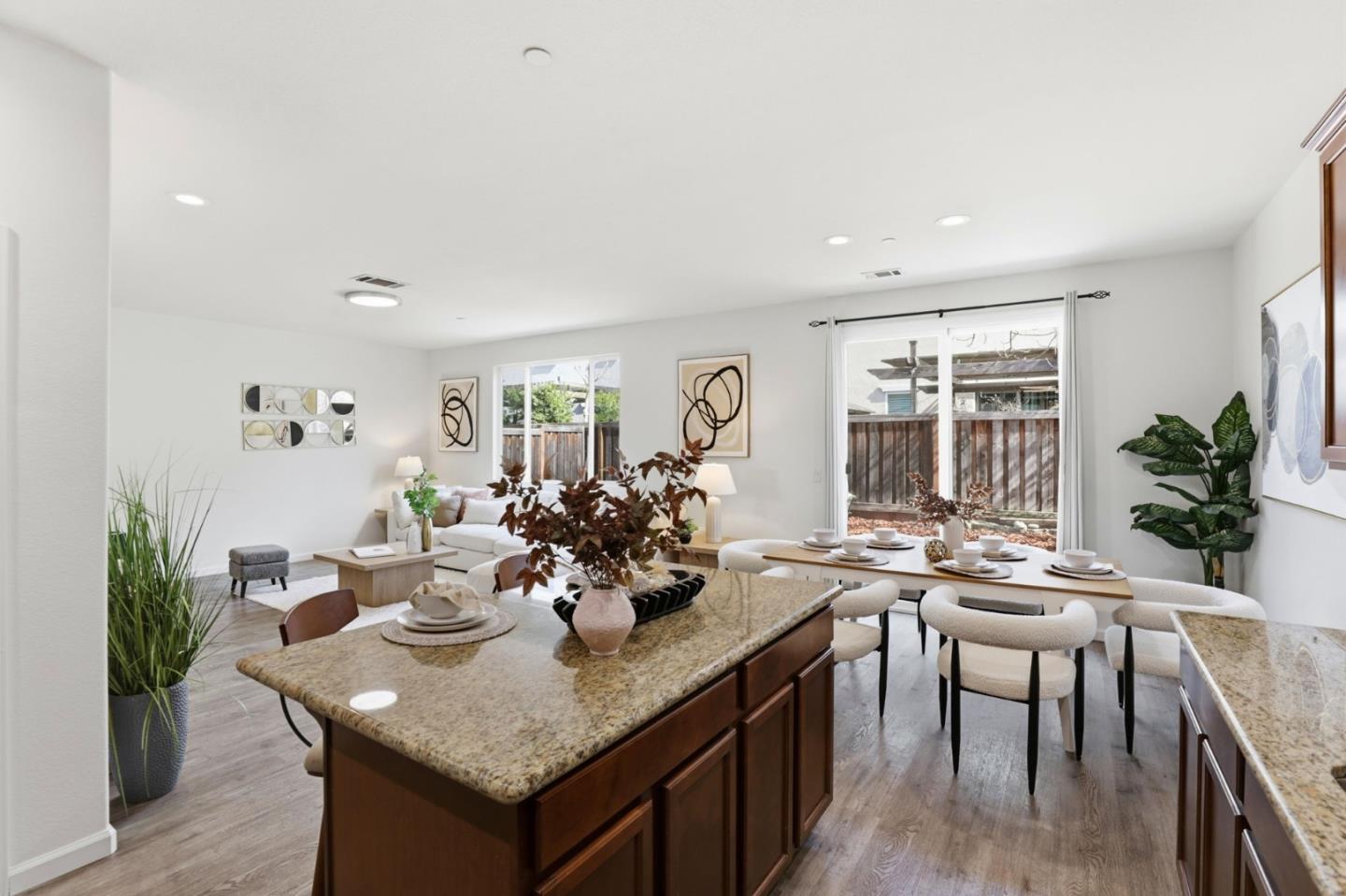 Detail Gallery Image 16 of 64 For 170 Sturla Way, Gilroy,  CA 95020 - 4 Beds | 2/1 Baths