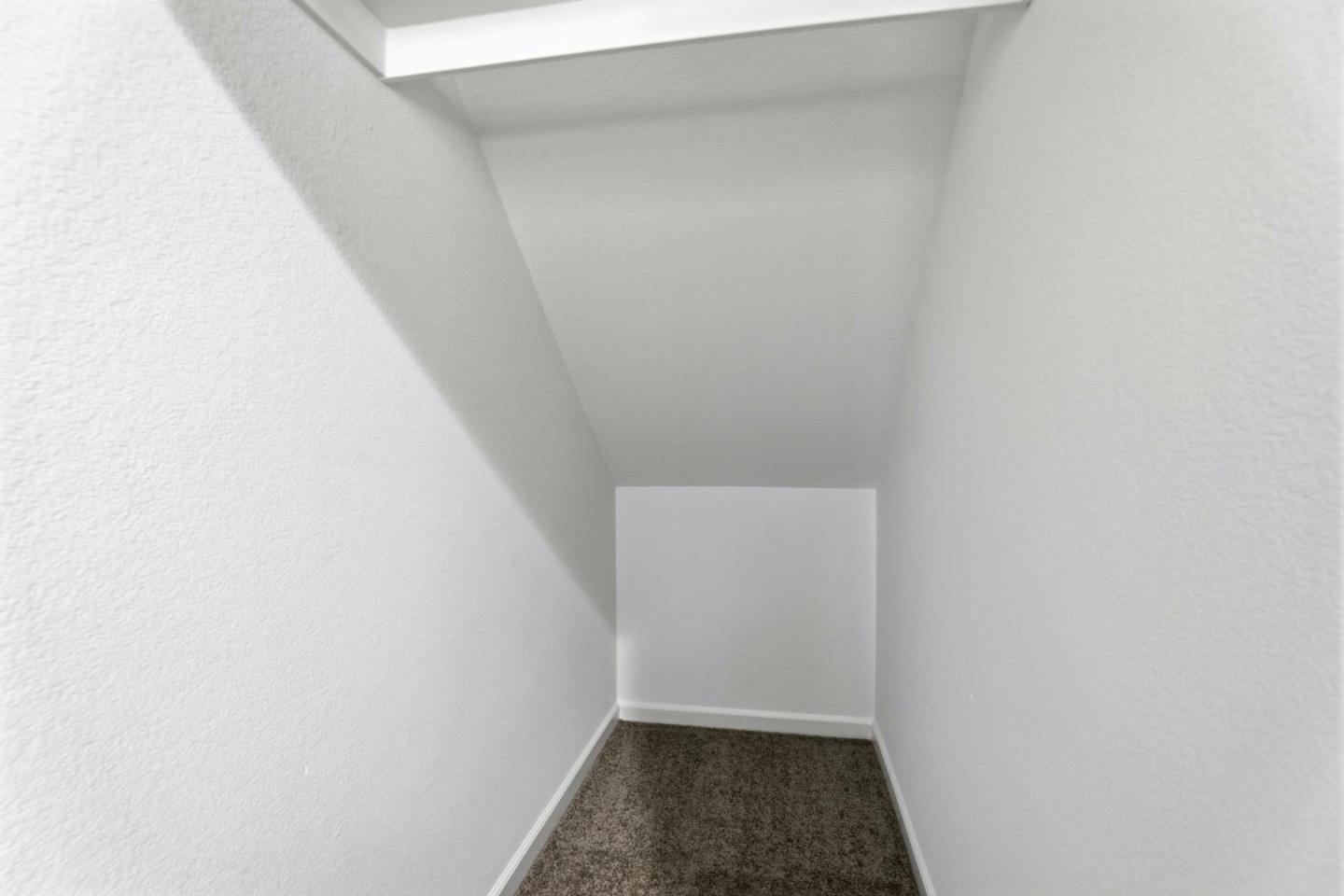 Detail Gallery Image 32 of 64 For 170 Sturla Way, Gilroy,  CA 95020 - 4 Beds | 2/1 Baths