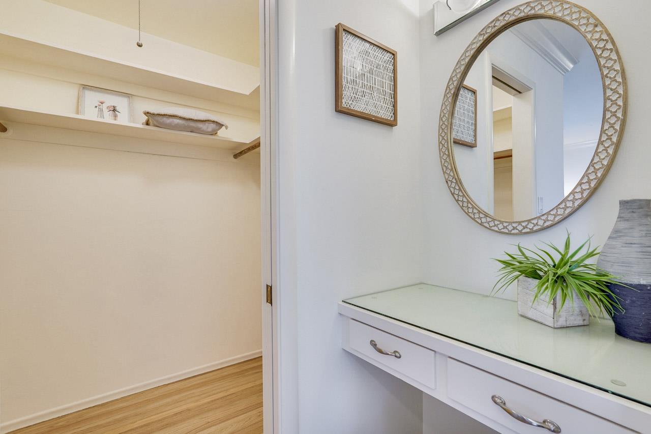 Detail Gallery Image 31 of 45 For 1624 Newcastle Dr, Los Altos,  CA 94024 - 4 Beds | 2/1 Baths