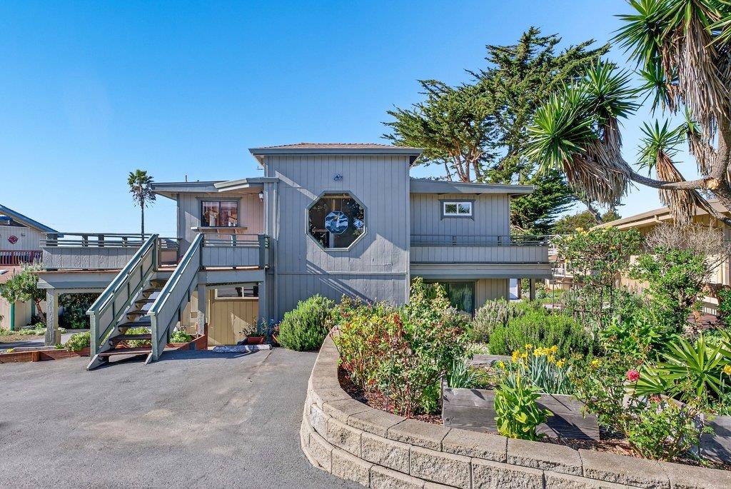 Detail Gallery Image 5 of 72 For 1 Gray Way, Watsonville,  CA 95076 - 2 Beds | 2/1 Baths