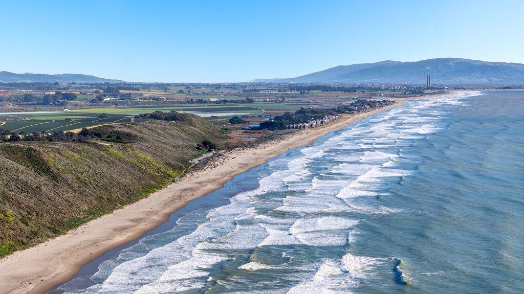 Detail Gallery Image 59 of 72 For 1 Gray Way, Watsonville,  CA 95076 - 2 Beds | 2/1 Baths