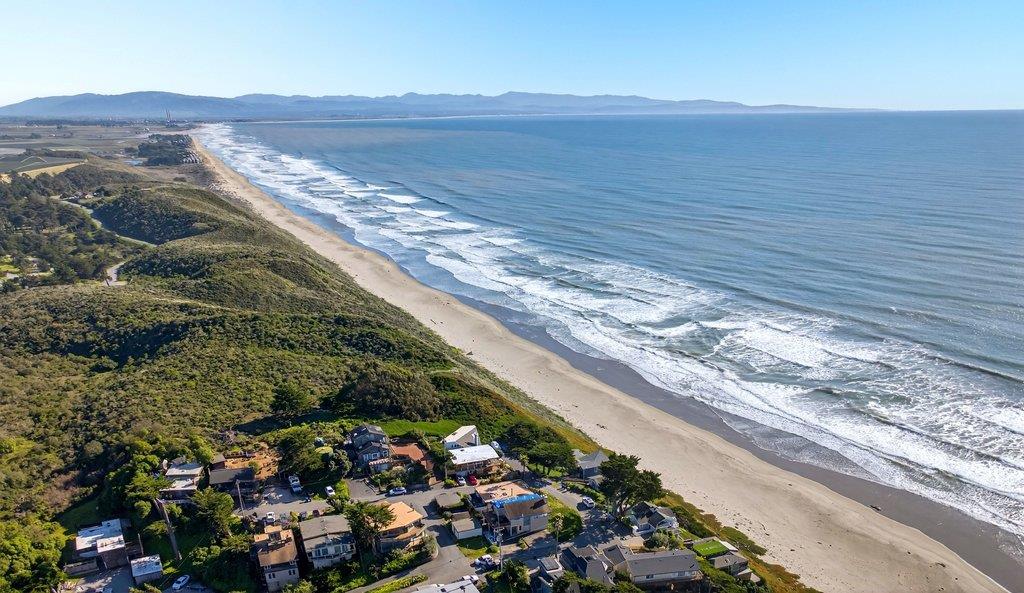 Detail Gallery Image 67 of 72 For 1 Gray Way, Watsonville,  CA 95076 - 2 Beds | 2/1 Baths