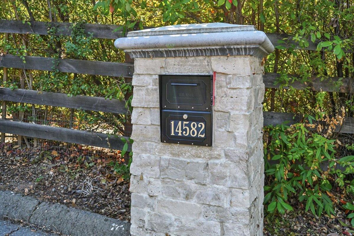 Detail Gallery Image 4 of 87 For 14582 Horseshoe Ct, Saratoga,  CA 95070 - 5 Beds | 3/1 Baths