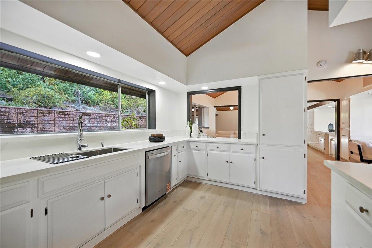 Detail Gallery Image 46 of 87 For 14582 Horseshoe Ct, Saratoga,  CA 95070 - 5 Beds | 3/1 Baths