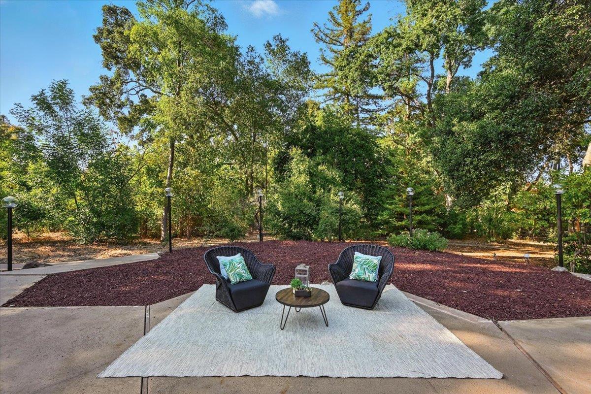 Detail Gallery Image 76 of 87 For 14582 Horseshoe Ct, Saratoga,  CA 95070 - 5 Beds | 3/1 Baths