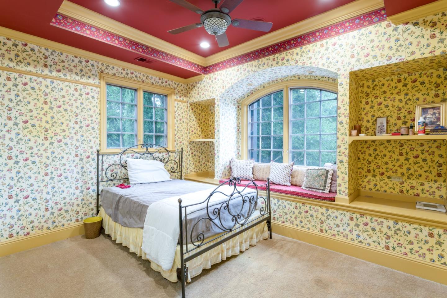 Detail Gallery Image 20 of 34 For 5371 Stonehurst Dr, Martinez,  CA 94553 - 5 Beds | 4/1 Baths