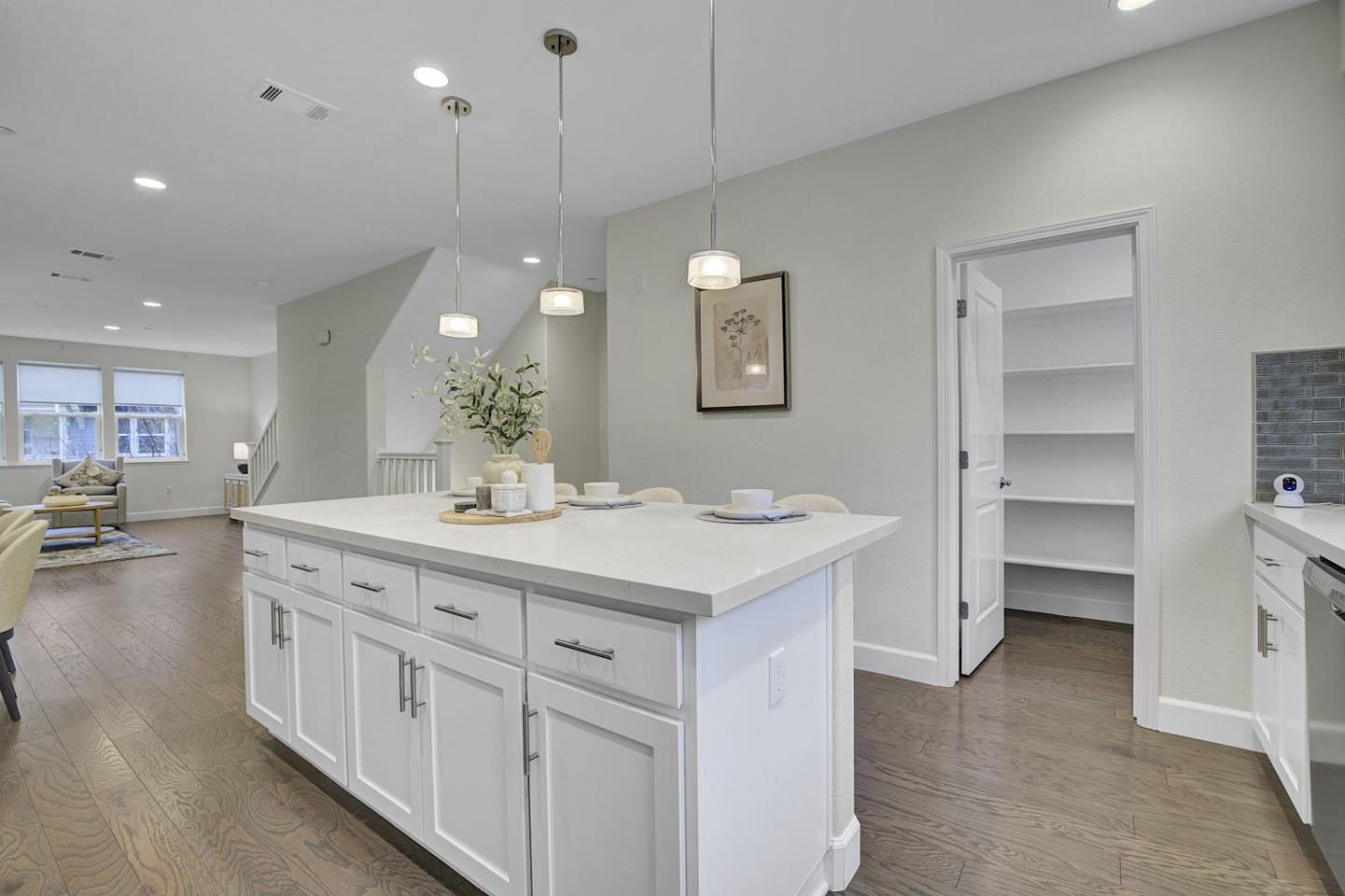 Photo #12: ML82036168 Listing: Photo #12