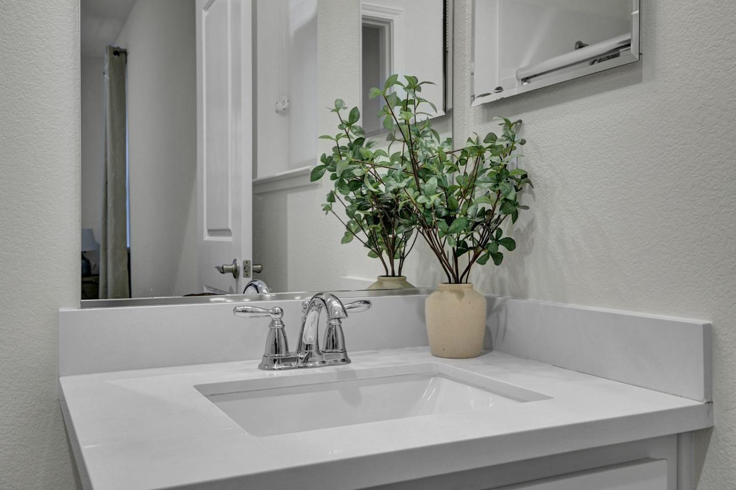 Photo #5: ML82036168 Listing: Photo #5