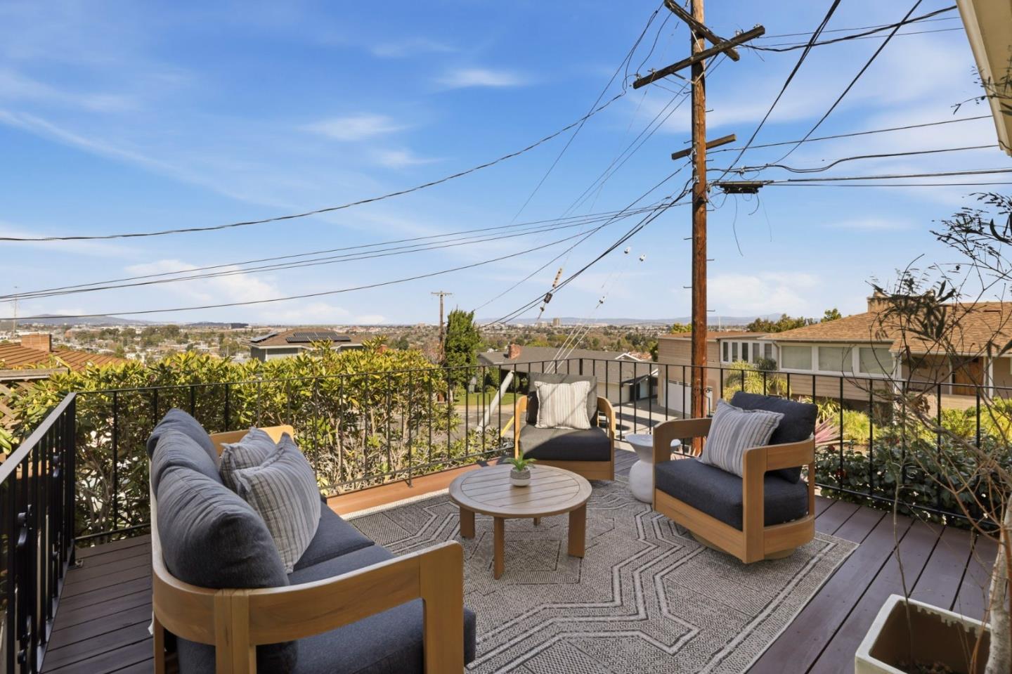 Detail Gallery Image 29 of 35 For 321 Malcolm Ave, Belmont,  CA 94002 - 4 Beds | 3 Baths