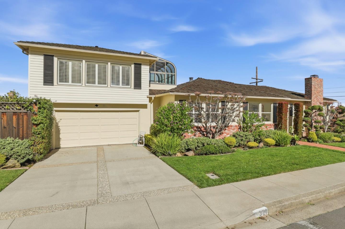 Detail Gallery Image 3 of 35 For 321 Malcolm Ave, Belmont,  CA 94002 - 4 Beds | 3 Baths