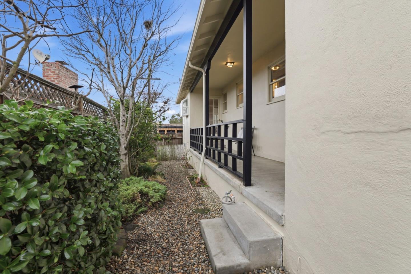 Detail Gallery Image 34 of 35 For 321 Malcolm Ave, Belmont,  CA 94002 - 4 Beds | 3 Baths