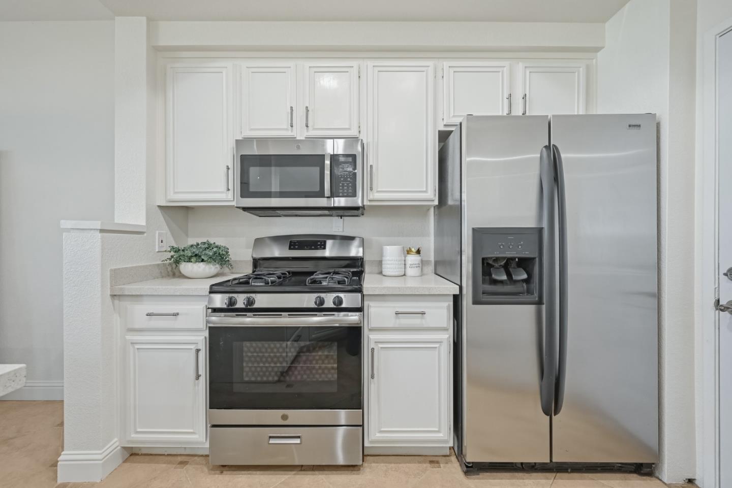 Detail Gallery Image 13 of 37 For 34590 Falls Ter, Fremont,  CA 94555 - 2 Beds | 1 Baths