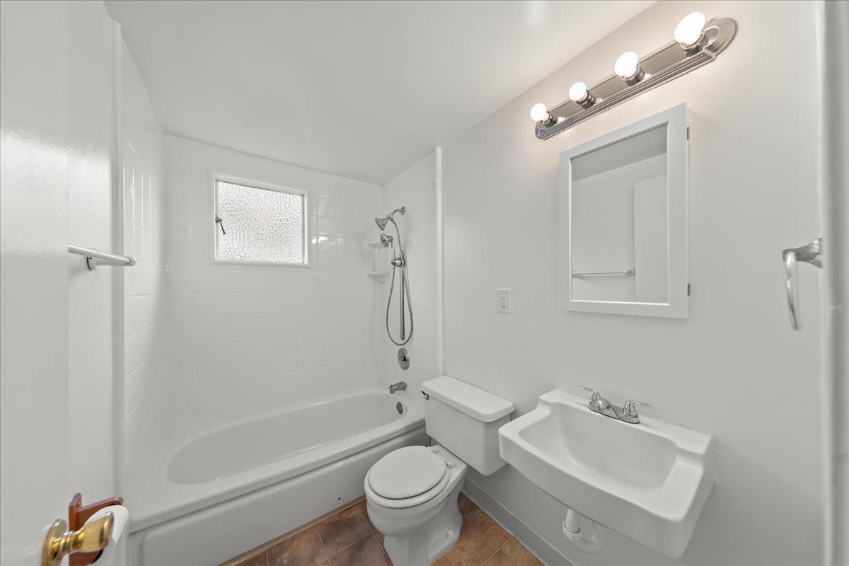 Detail Gallery Image 24 of 32 For 1297 Socorro Ave, Sunnyvale,  CA 94089 - 3 Beds | 2 Baths