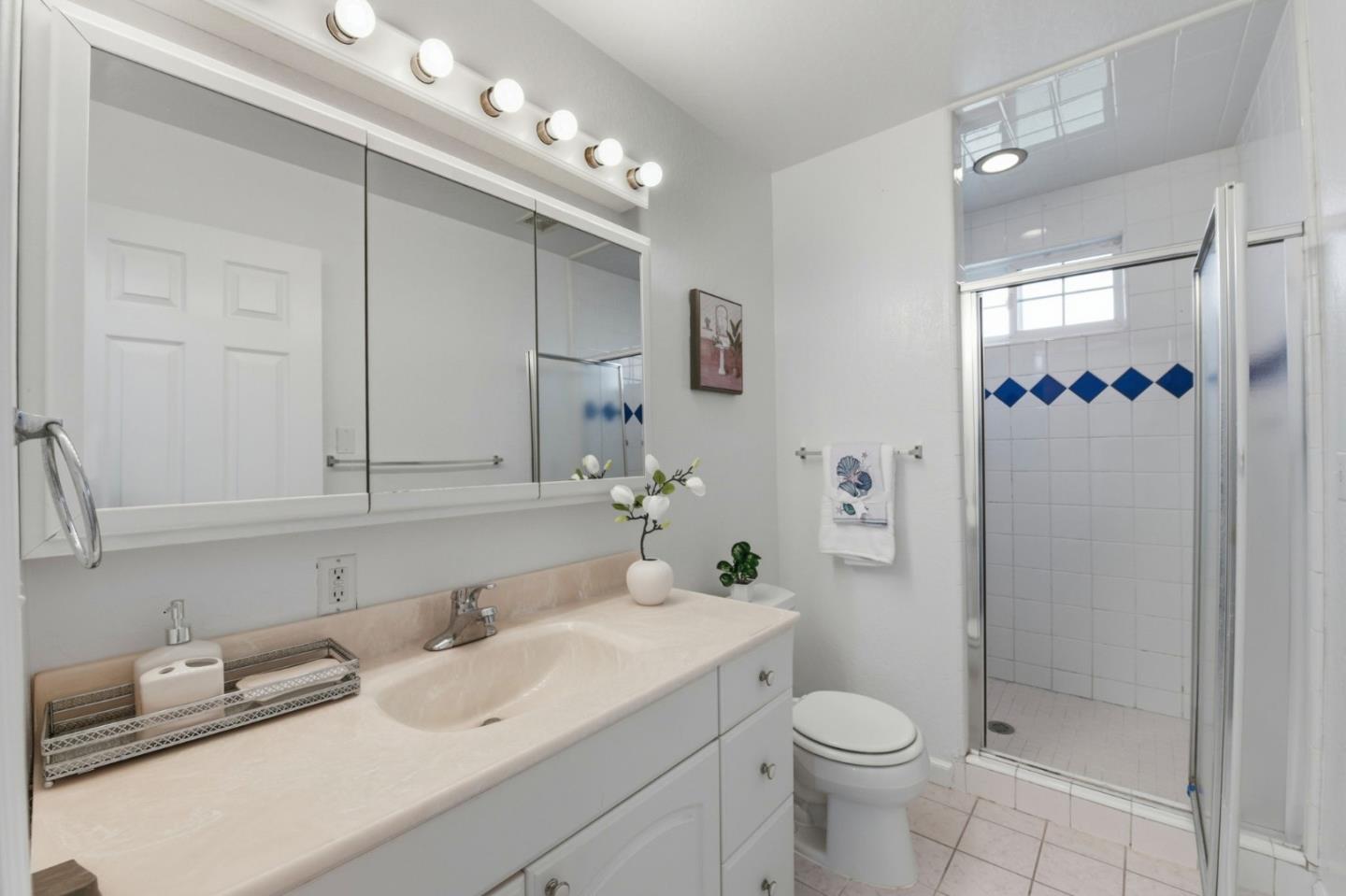 Detail Gallery Image 24 of 28 For 4833 Murphy Ct, Fremont,  CA 94538 - 5 Beds | 4 Baths