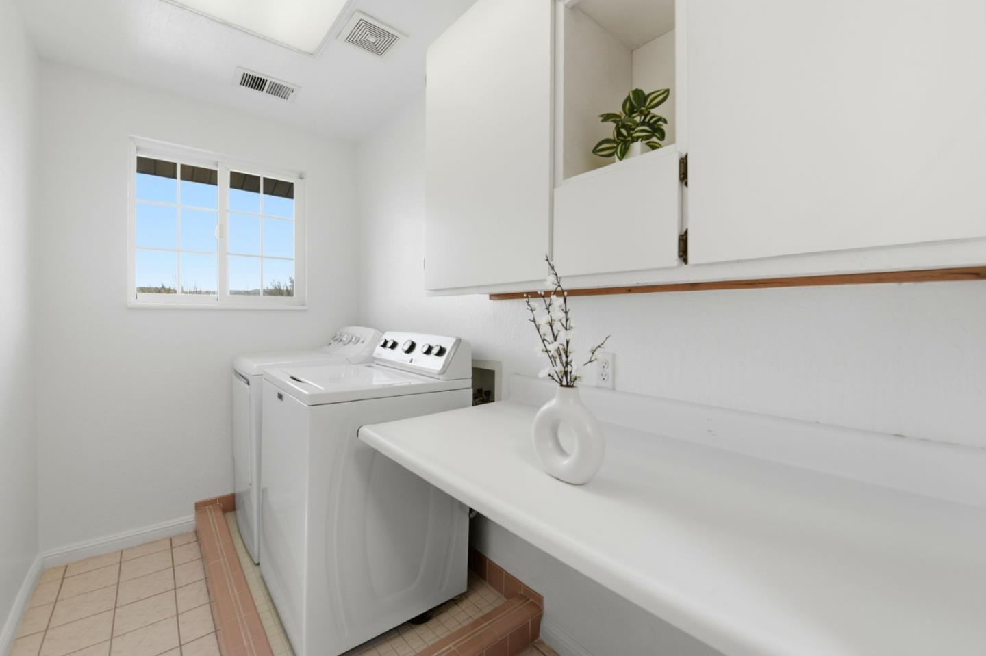 Detail Gallery Image 25 of 28 For 4833 Murphy Ct, Fremont,  CA 94538 - 5 Beds | 4 Baths