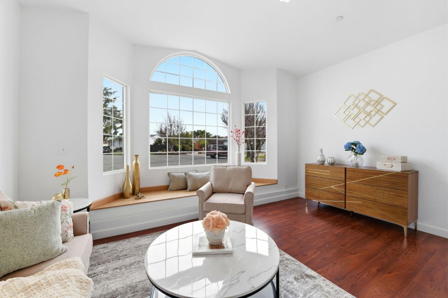 Detail Gallery Image 4 of 28 For 4833 Murphy Ct, Fremont,  CA 94538 - 5 Beds | 4 Baths