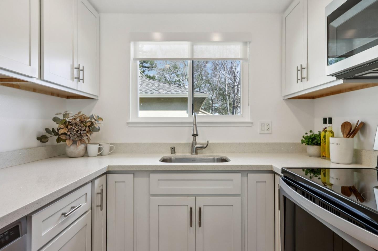 Photo #11: ML82036177 Listing: Photo #11