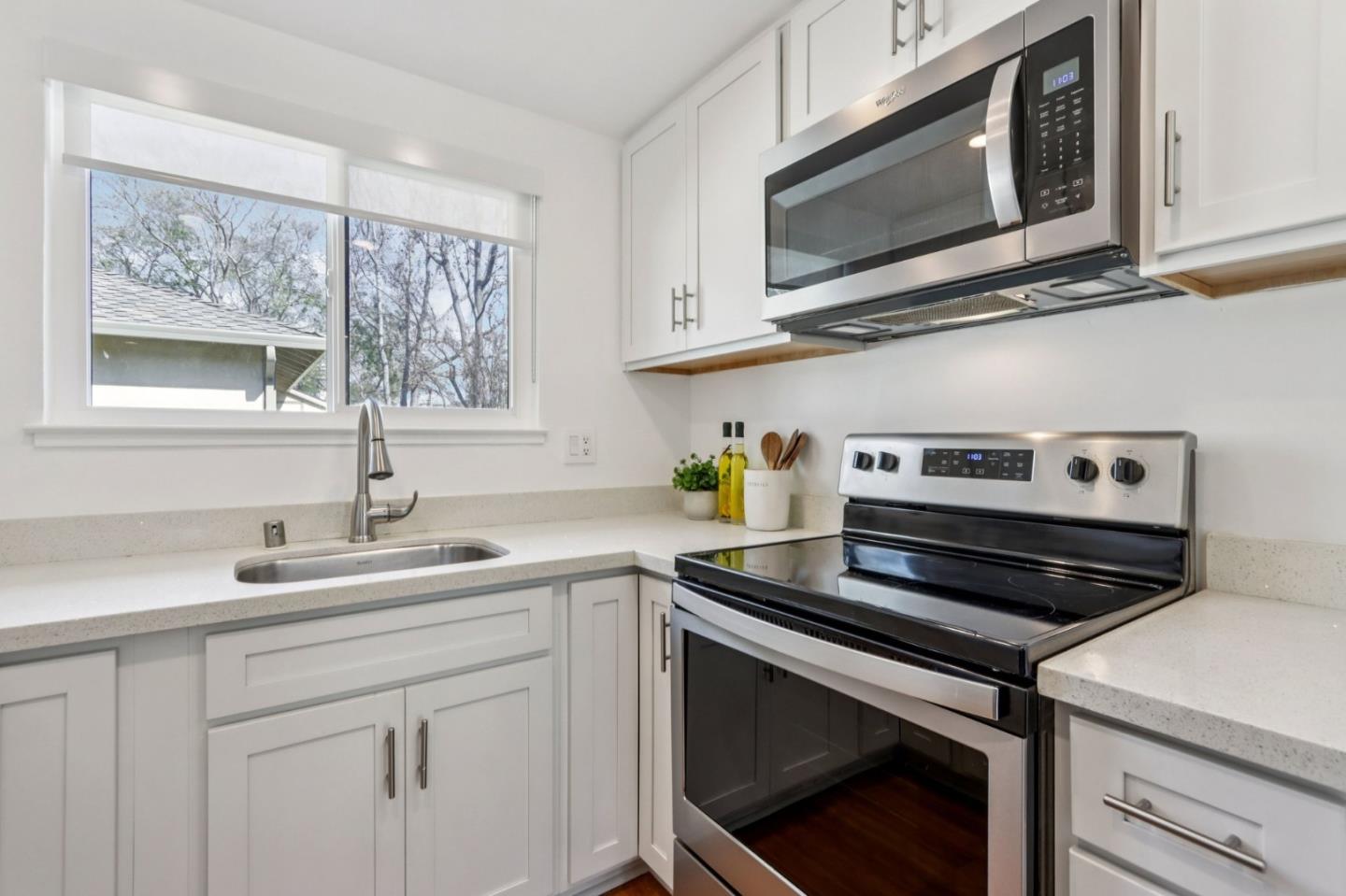 Photo #12: ML82036177 Listing: Photo #12