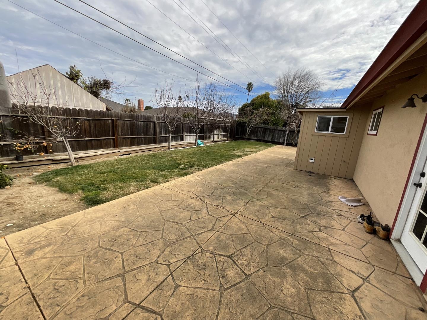 Detail Gallery Image 10 of 29 For 1300 Mesa Dr, Hollister,  CA 95023 - 3 Beds | 2 Baths