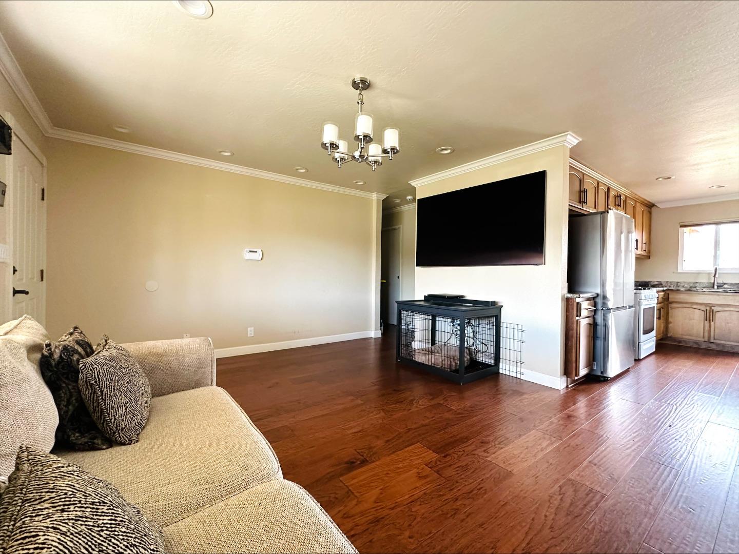 Detail Gallery Image 25 of 29 For 1300 Mesa Dr, Hollister,  CA 95023 - 3 Beds | 2 Baths