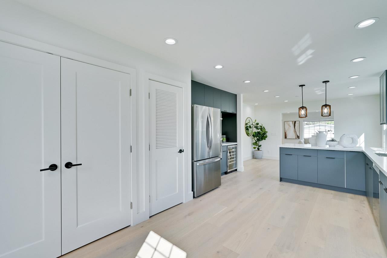 Detail Gallery Image 5 of 33 For 107 N Delaware St, San Mateo,  CA 94401 - 3 Beds | 2 Baths