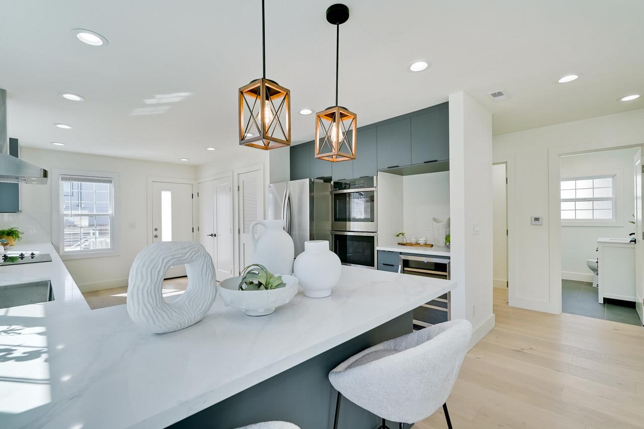 Detail Gallery Image 6 of 33 For 107 N Delaware St, San Mateo,  CA 94401 - 3 Beds | 2 Baths