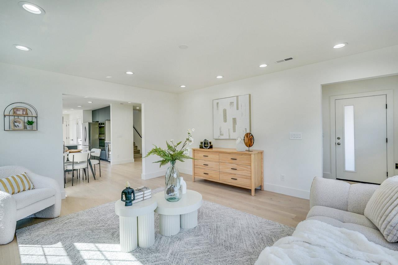 Detail Gallery Image 8 of 33 For 107 N Delaware St, San Mateo,  CA 94401 - 3 Beds | 2 Baths