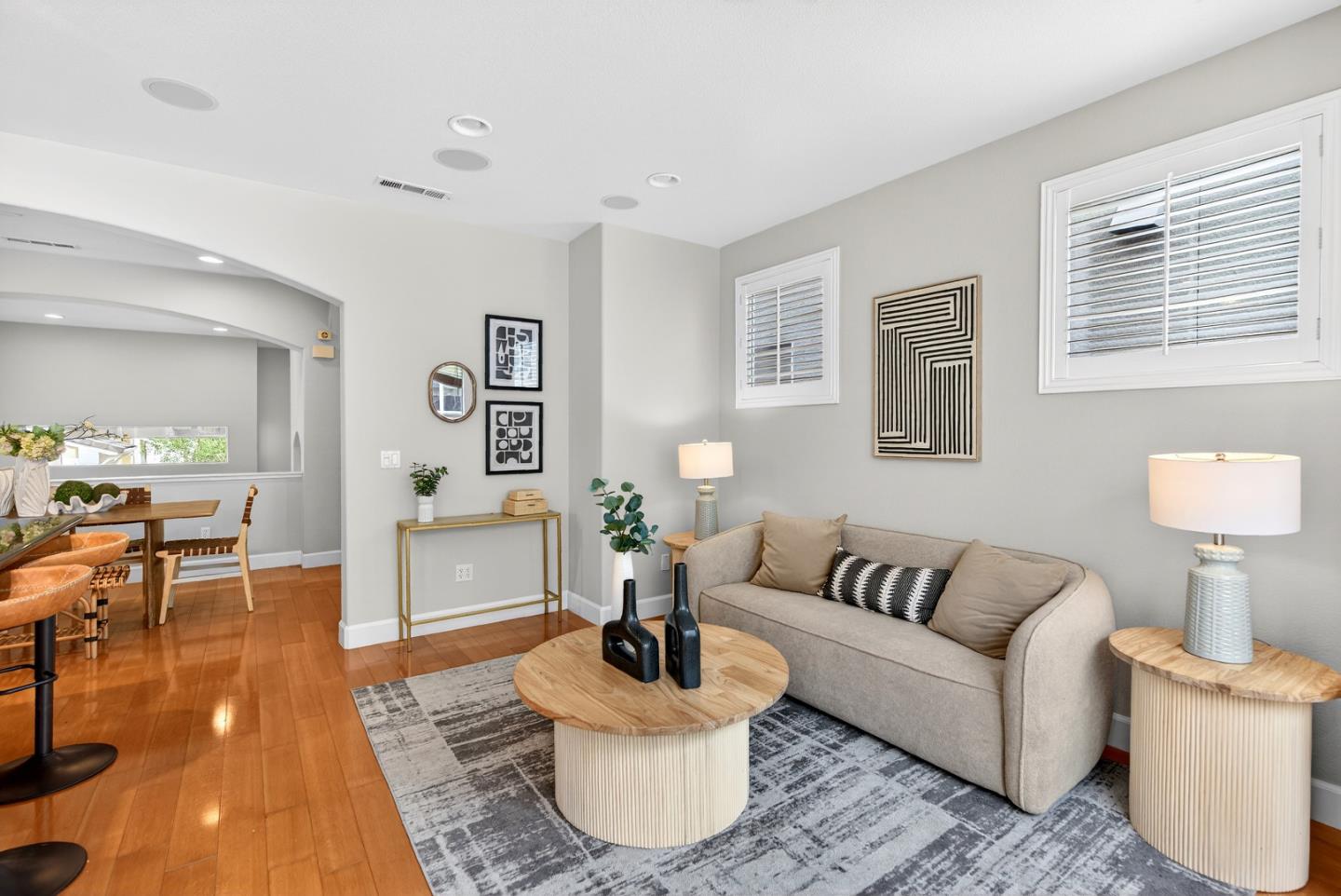 Detail Gallery Image 10 of 36 For 11512 Murano Cir, Cupertino,  CA 95014 - 3 Beds | 2/1 Baths