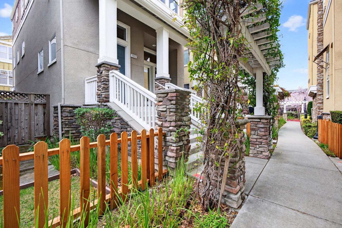 Detail Gallery Image 31 of 36 For 11512 Murano Cir, Cupertino,  CA 95014 - 3 Beds | 2/1 Baths