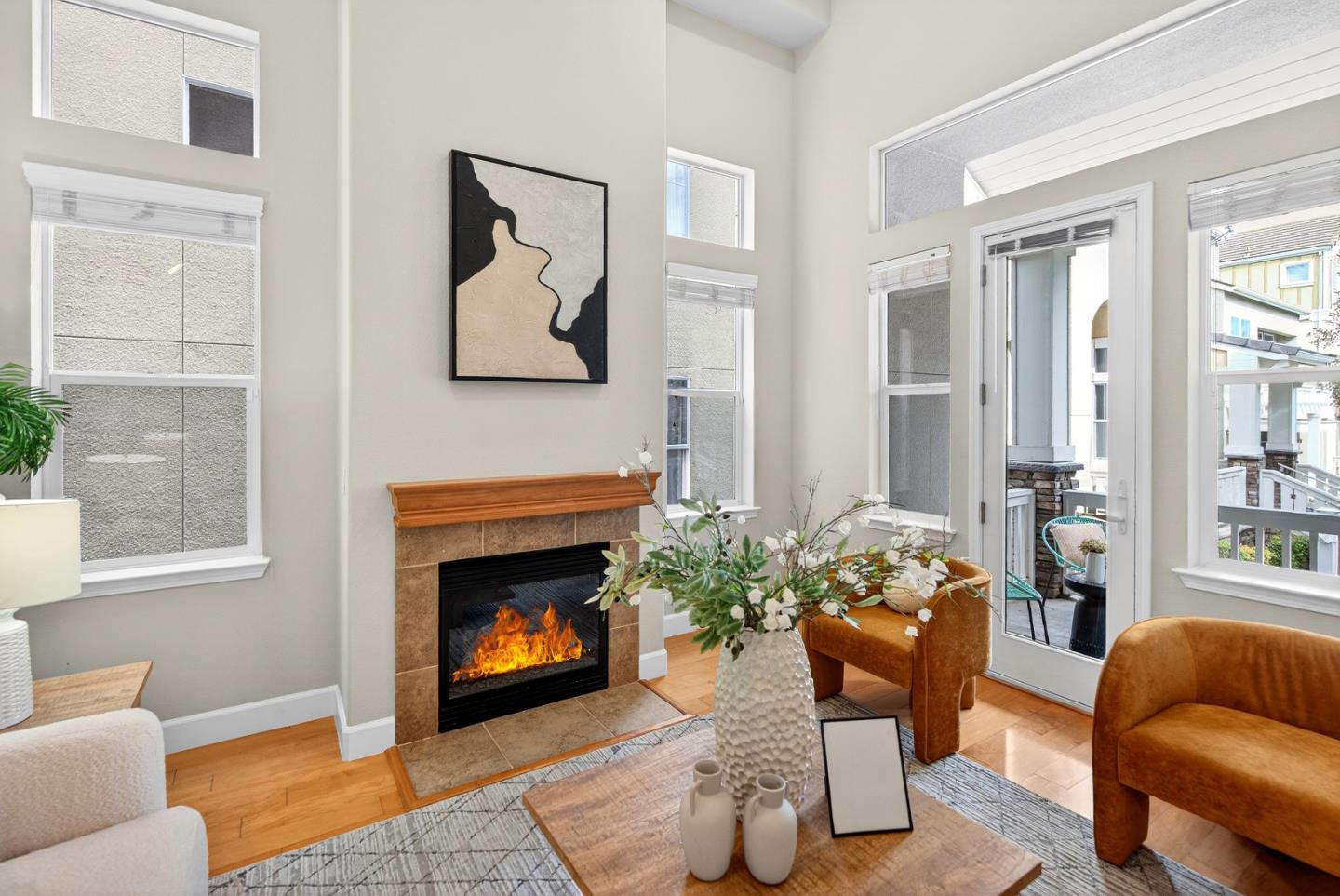 Detail Gallery Image 4 of 36 For 11512 Murano Cir, Cupertino,  CA 95014 - 3 Beds | 2/1 Baths