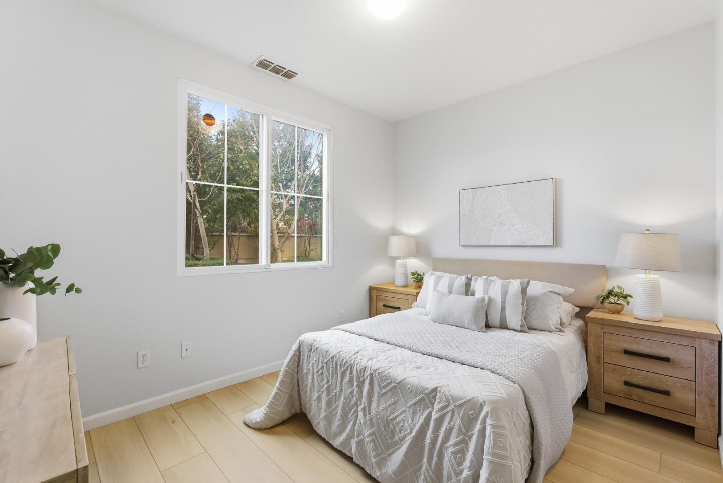 Photo #17: ML82036183 Listing: Photo #17