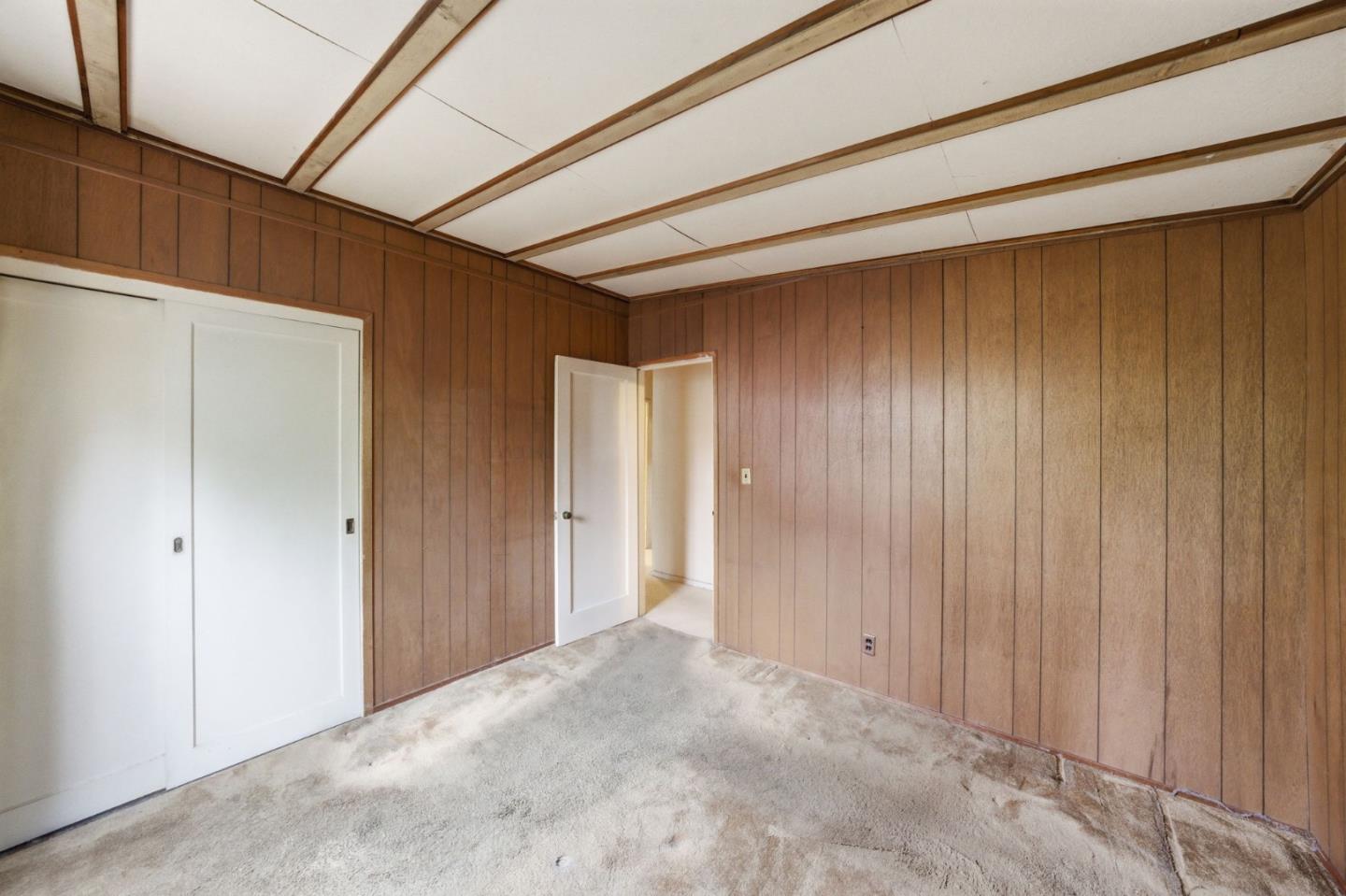 Detail Gallery Image 18 of 27 For 1114 Burgoyne St, Mountain View,  CA 94043 - 4 Beds | 2 Baths