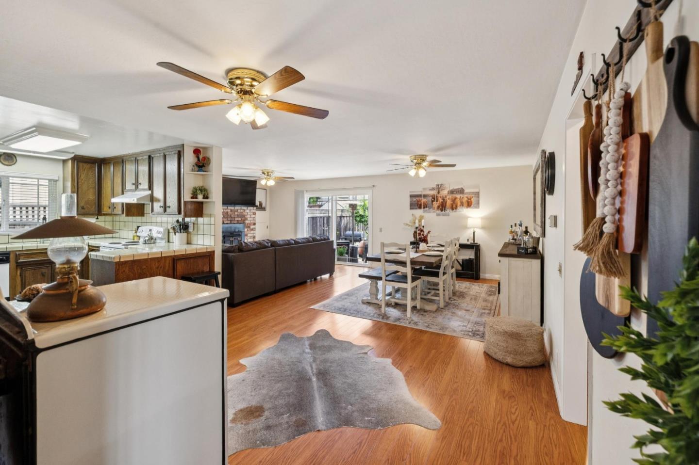 Detail Gallery Image 15 of 43 For 567 Terrace Ave, Half Moon Bay,  CA 94019 - 3 Beds | 2 Baths