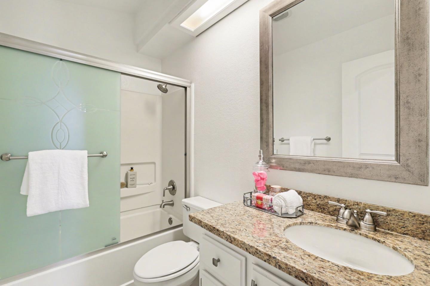 Detail Gallery Image 22 of 38 For 7307 Urshan Way, San Jose,  CA 95138 - 4 Beds | 2 Baths