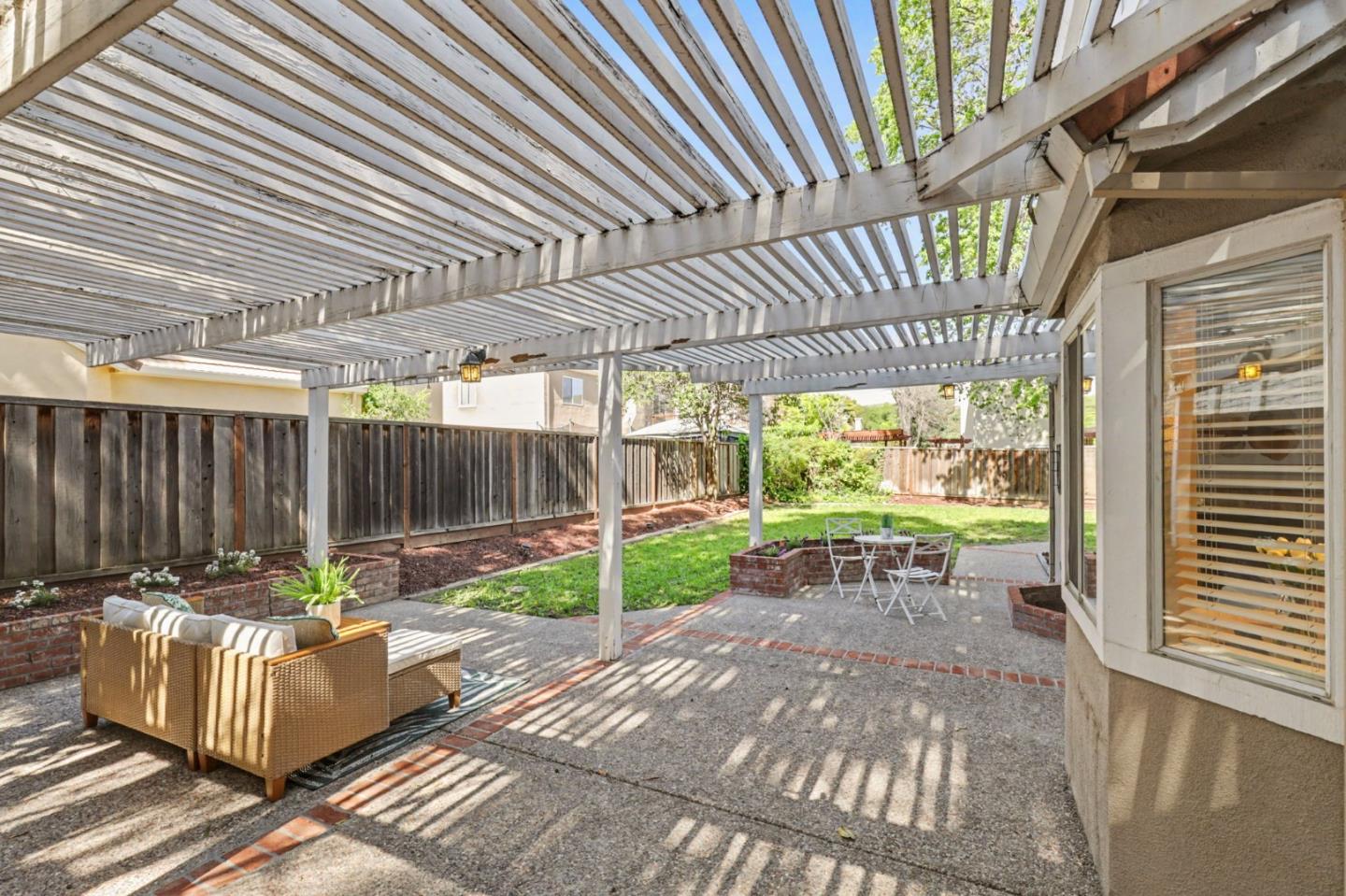 Detail Gallery Image 28 of 38 For 7307 Urshan Way, San Jose,  CA 95138 - 4 Beds | 2 Baths